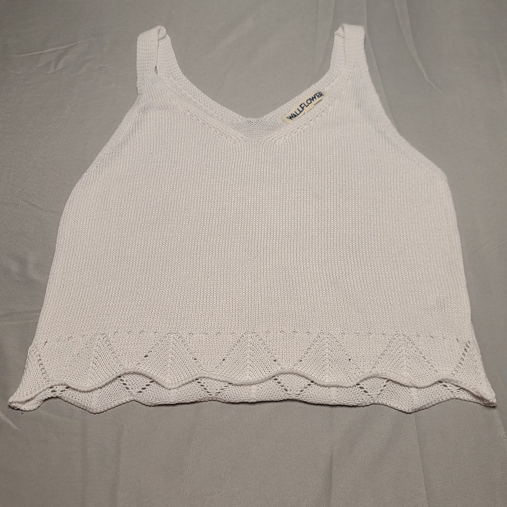 WallFlower Knit Tank Top Womens Medium White Scalloped Pointelle Hem V-Neck Boho